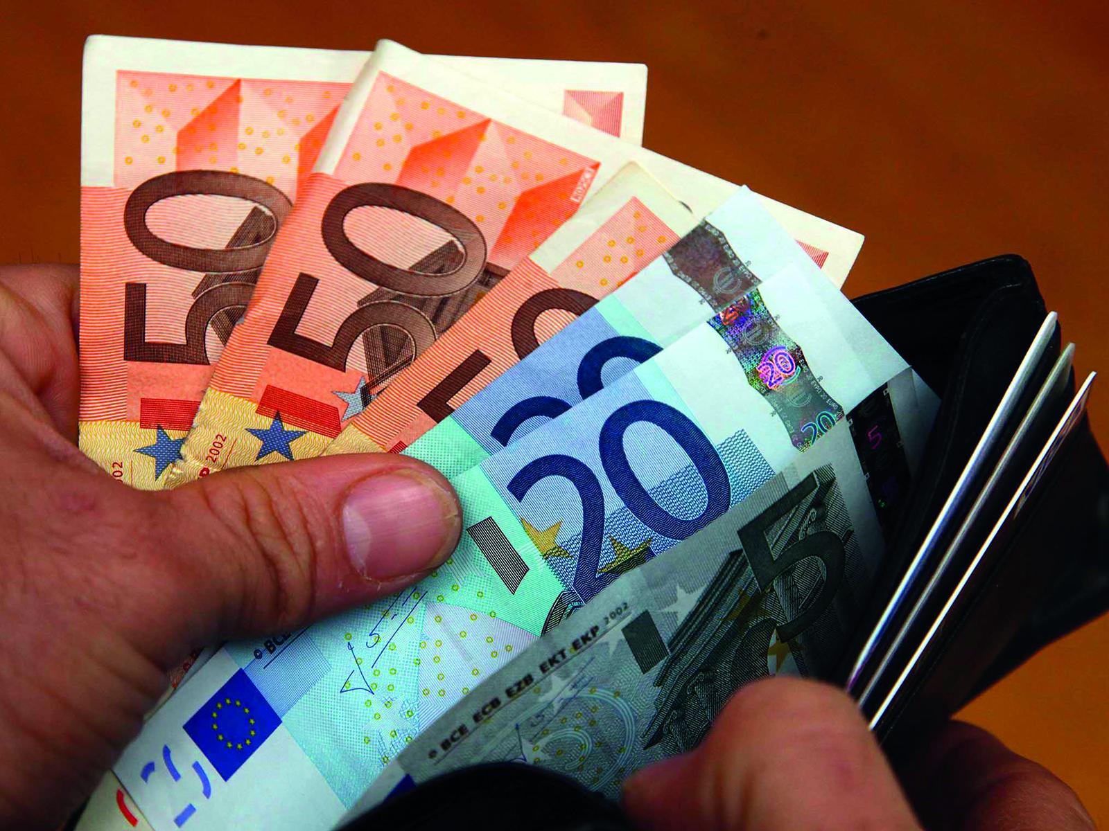 IL SALARIO MINIMO LEGALE NON SERVE